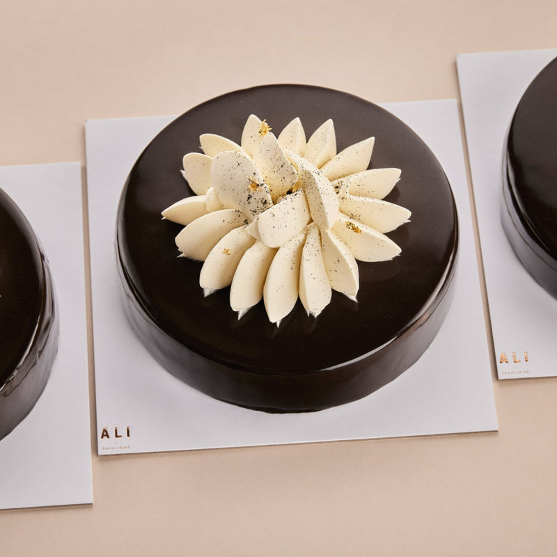 Juodojo šokolado tortas Ali šokoladinė